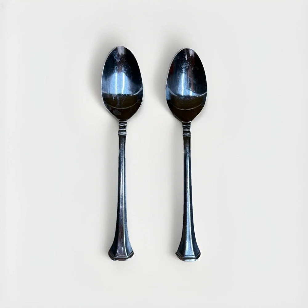 Oneida APOLLONIA 2 Oval Soup Table‎ Spoons 7 1/8